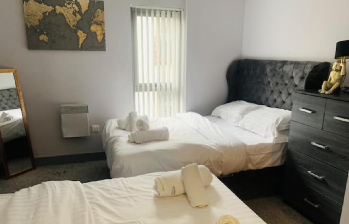 2 Bedroom Free Parking By Concert Square Sleeps 8 Liverpool Exterior photo